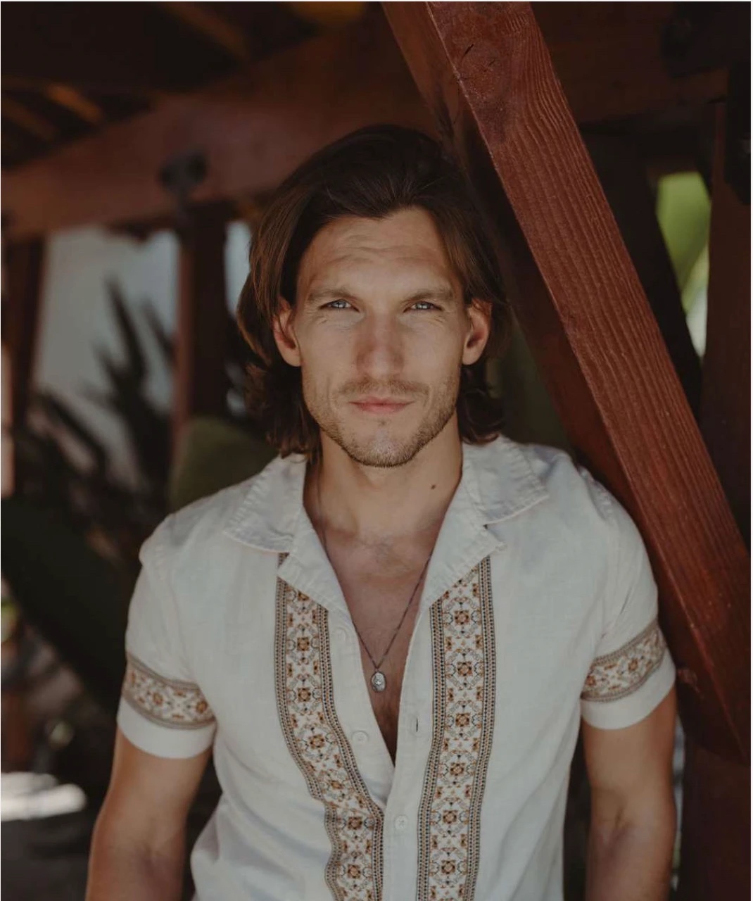 Scott Michael Foster — Outdoor Portrait
